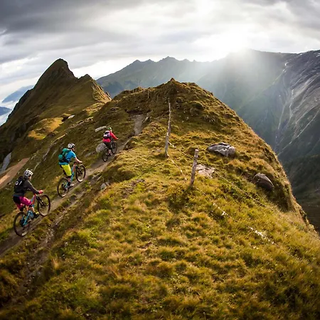 Couette-café Premium Evi 3*